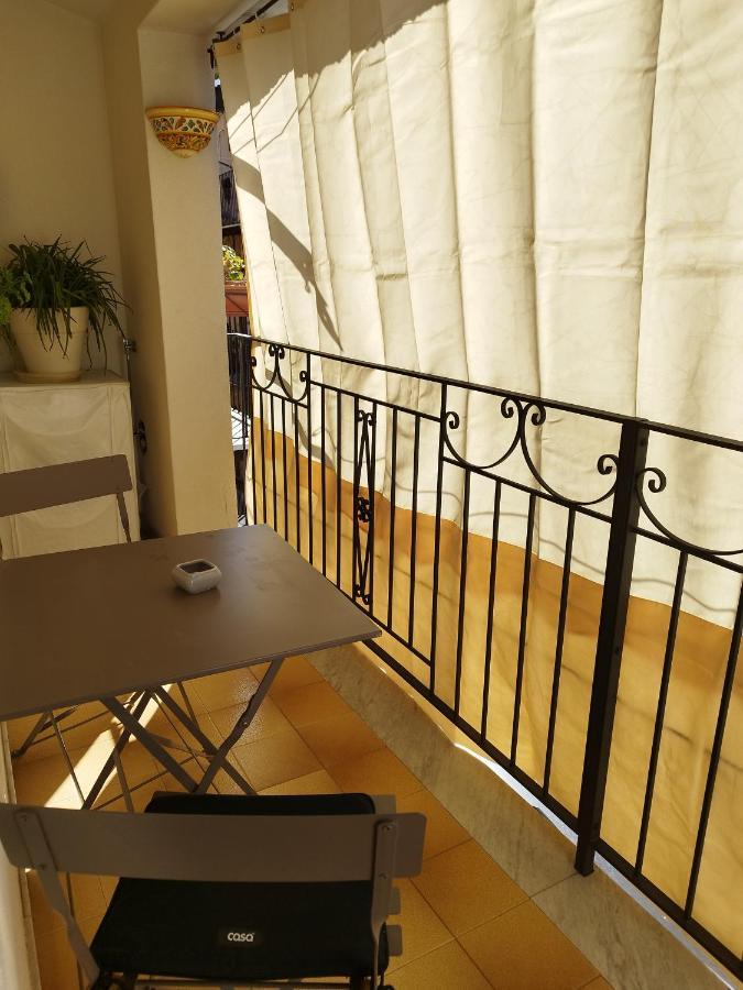 Апартаменты Casa Nicole Кастельбуоно Экстерьер фото